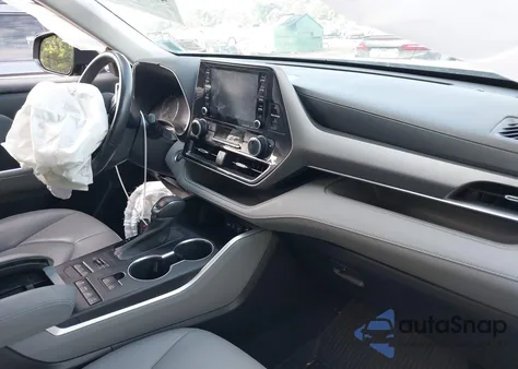 2021 Toyota Highlander Xle из США, поврежденный, VIN 5TDGZRBH6MS084372